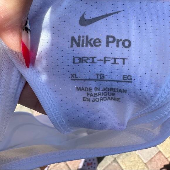 Nike Pro Dr-Fit White Tank Women’s Size XL - Picture 7 of 8